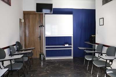 English Is cool ! inglês que convence! foto 4