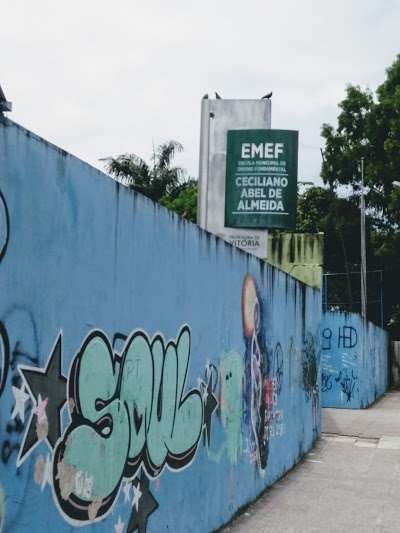 Escola Municipal de ensino fundamental ceciliano abel de almeida foto 2