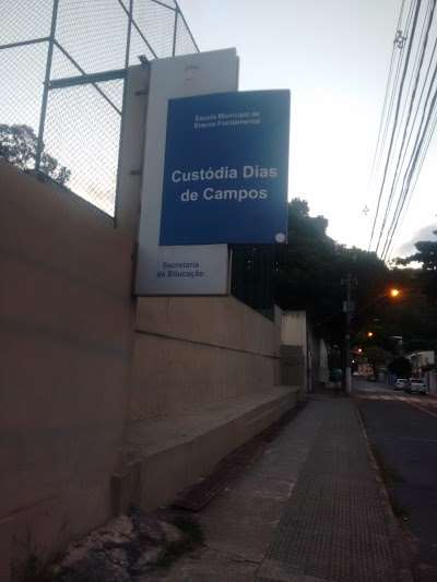 Escola Municipal de ensino fundamental custodia dias de campos foto 3